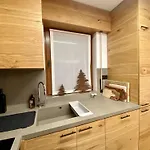 Charming Ground Floor Flat With Breathtaking Views * Cortina dʼAmpezzo