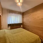 Charming Ground Floor Flat With Breathtaking Views 아파트 *
