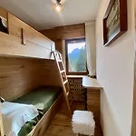 아파트 Charming Ground Floor Flat With Breathtaking Views