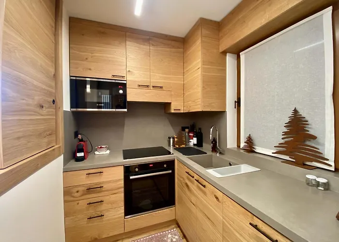 Charming Ground Floor Flat With Breathtaking Views Cortina dʼAmpezzo